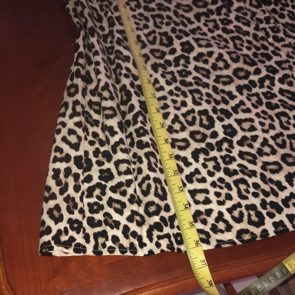 NWT H&M animal print dress w puffed sleeve and collared sz large - Picture 7 of 10